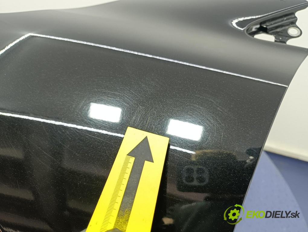 Kia Sorento 2015 blatník Predné Vľavo:
