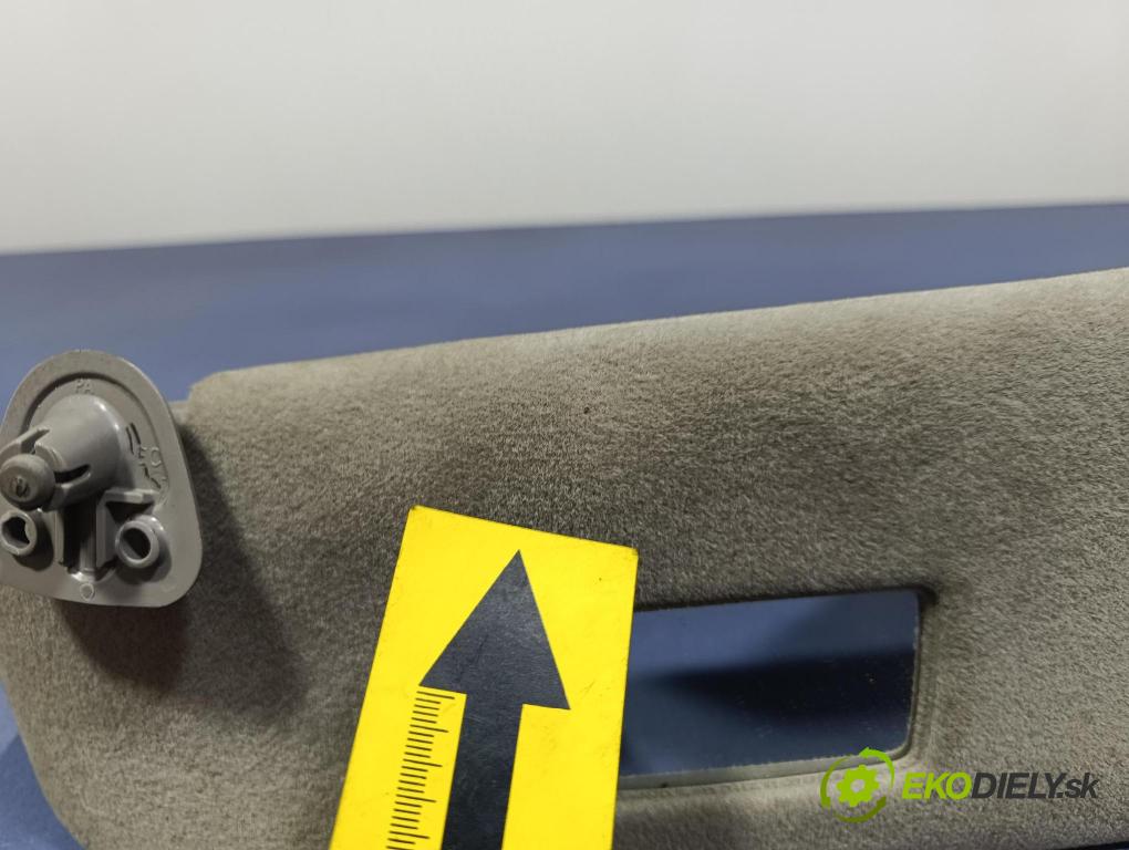 Toyota Prius 2004 kryt slnečná clona 