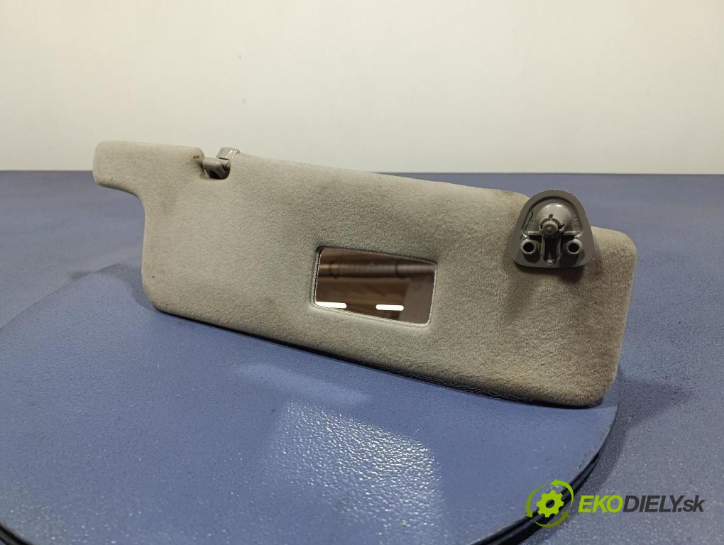 Toyota Prius 2004 kryt slnečná clona