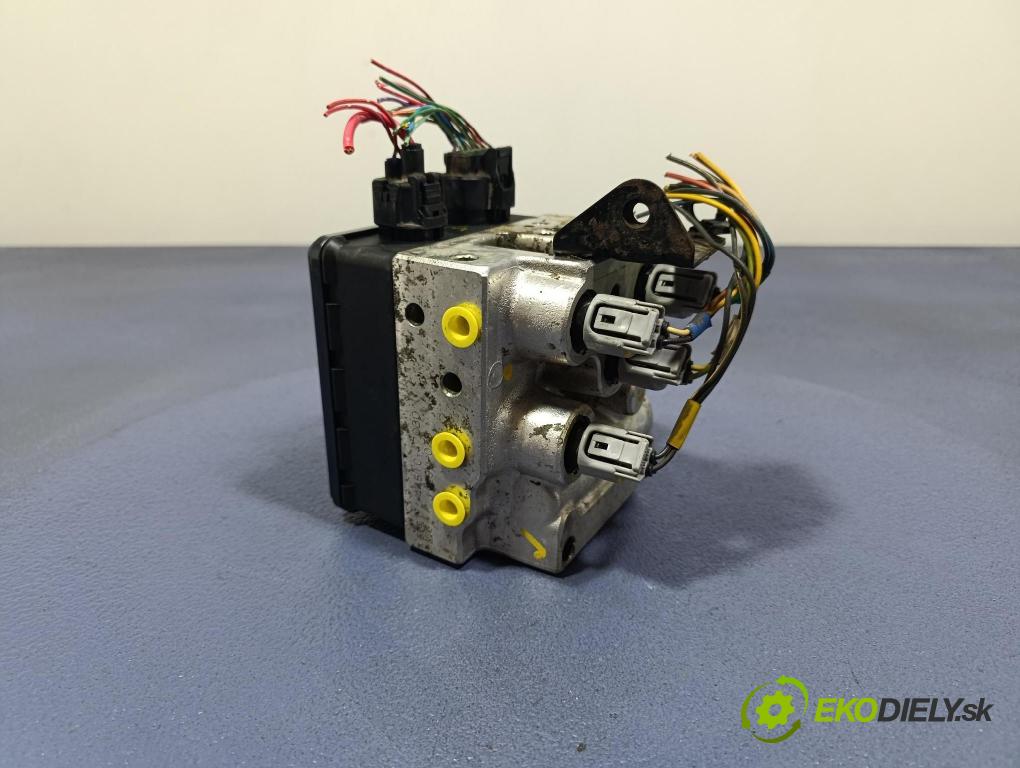 Toyota Prius 2004 čerpadlo ABS x 44510-47030