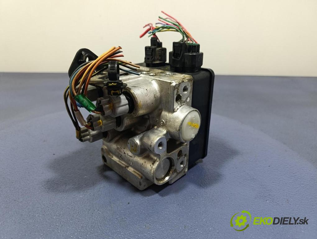 Toyota Prius 2004 čerpadlo ABS x 44510-47030