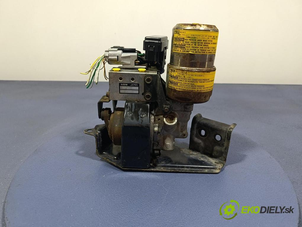 Toyota Prius 2004 čerpadlo ABS x 47070-47020