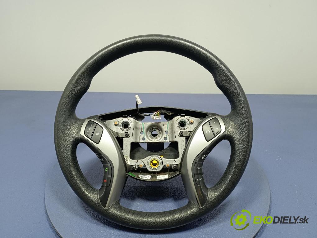 Hyundai I30 2001 volant 56110-A6620