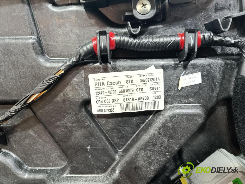 Hyundai I30 2001 dveře před Vlevo, odjet: 