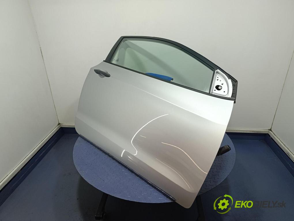 Hyundai I30 2001 dveře před prave