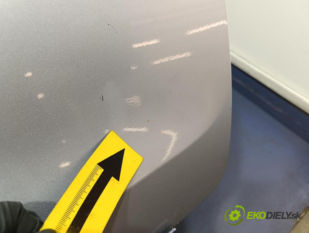 Hyundai I30 2001 dveře před prave
