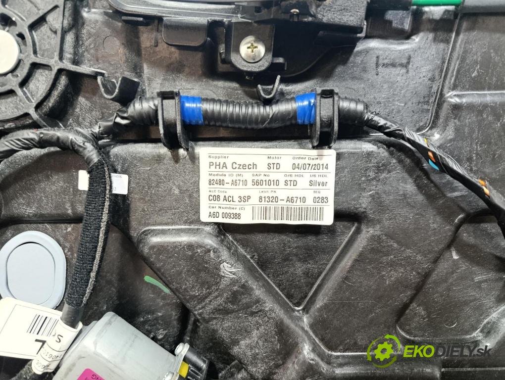 Hyundai I30 2001 dveře před prave 