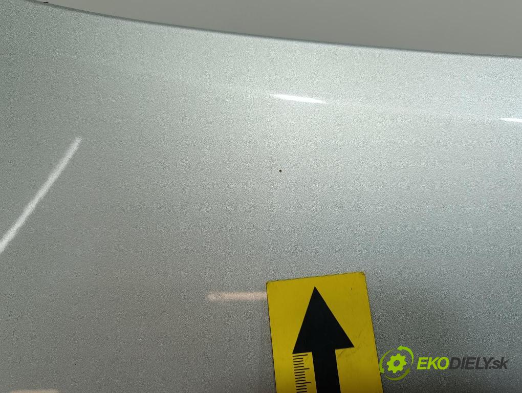 Hyundai I30 2001 kapota přední: