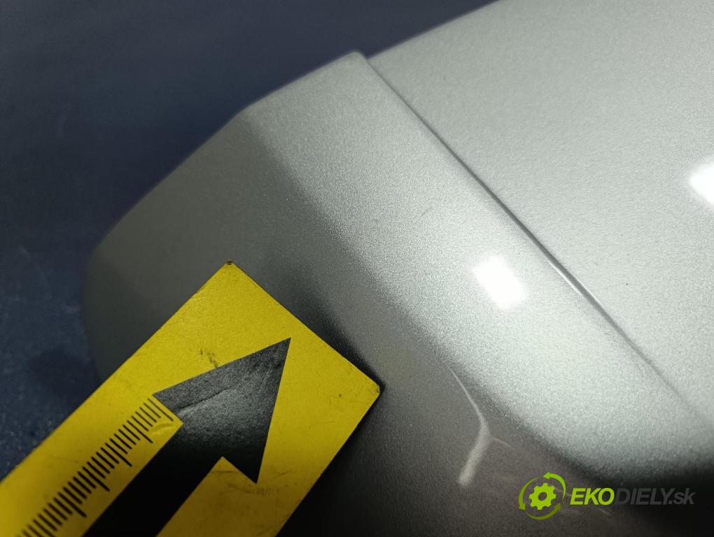 Hyundai I30 2001 spoiler 87210-A6000