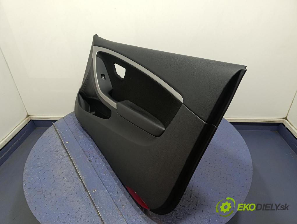 Hyundai I30 2001 Tapacír: dveře před Práva: 82380-A6700