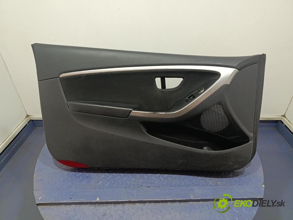 Hyundai I30 2001 Tapacír: dveře před levá 82350-A6700