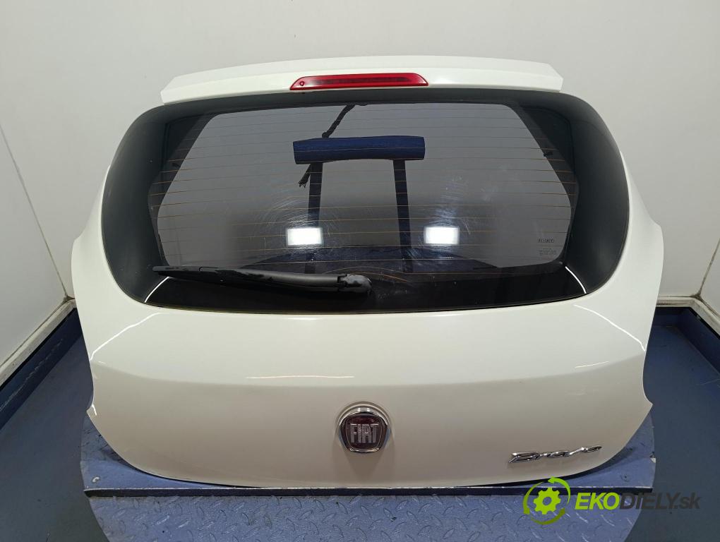 Fiat Bravo 2010 zadní dveře kufra: kufr