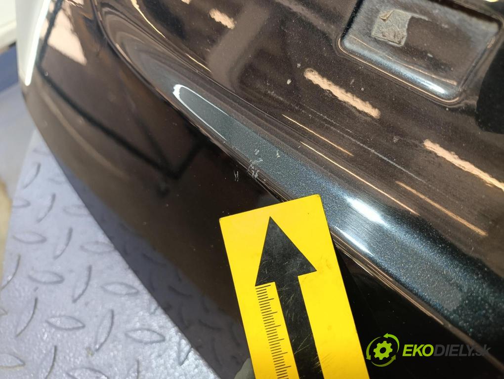 Kia Ceed 2009 zadní dveře kufra: kufr