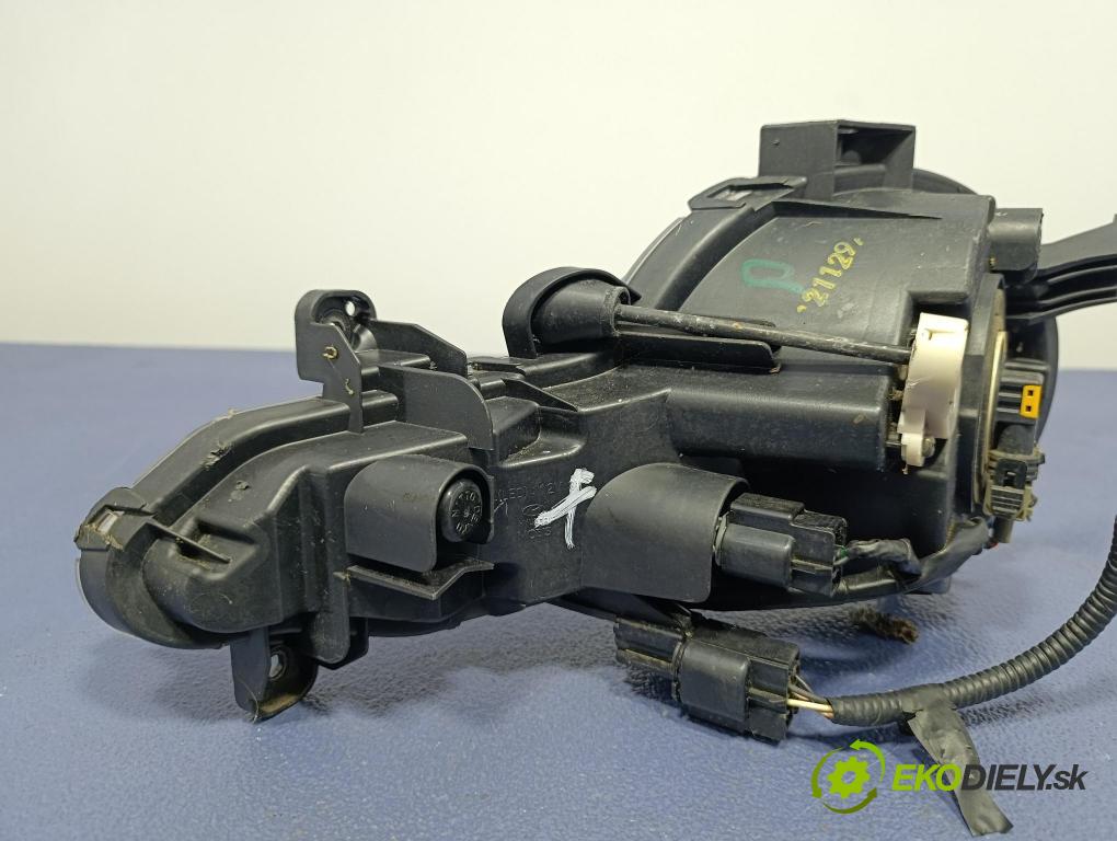 Hyundai I30 2001 Halogen v pravo: 92202-A6310