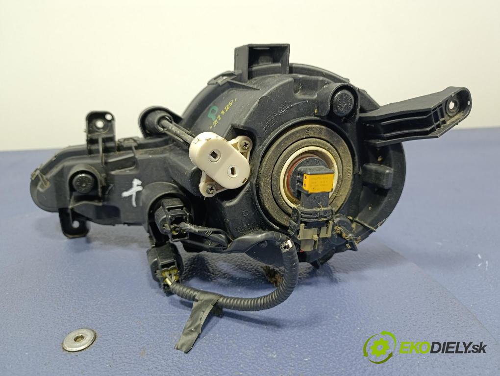 Hyundai I30 2001 Halogen v pravo: 92202-A6310