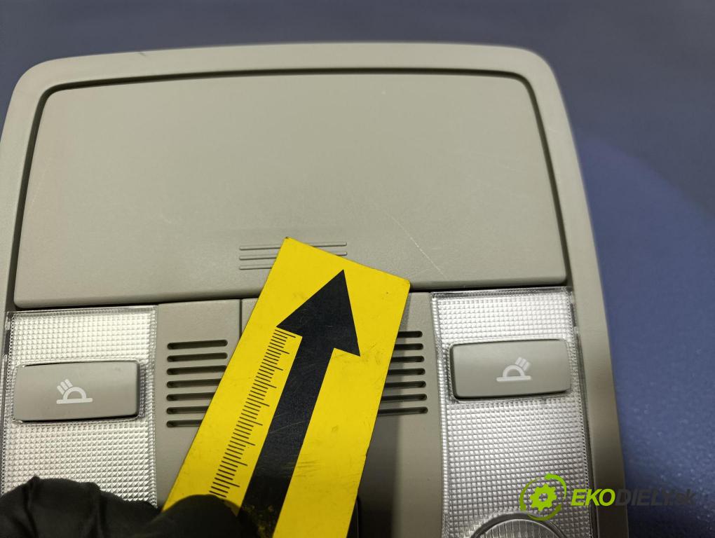Kia Ceed 2009 Lampy Uvnitř 9282/70-1H000