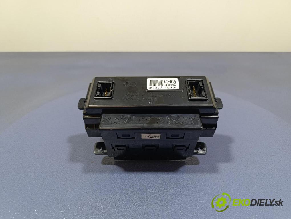 Kia Ceed 2009 displej Radio / GPS 95710-1H150