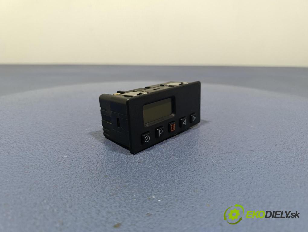 Mercedes Conecto 2008 prepínač 0008272670
