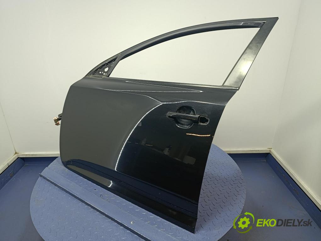Kia Ceed 2009 dveře před Vlevo, odjet: