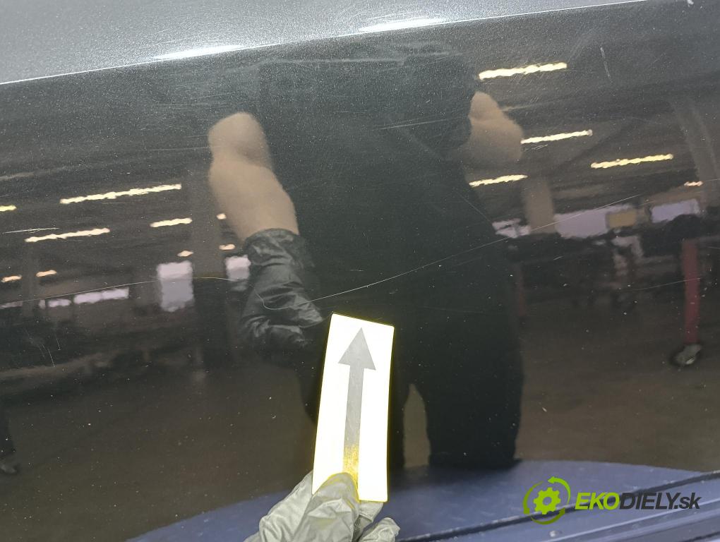 Kia Ceed 2009 dveře před Vlevo, odjet: