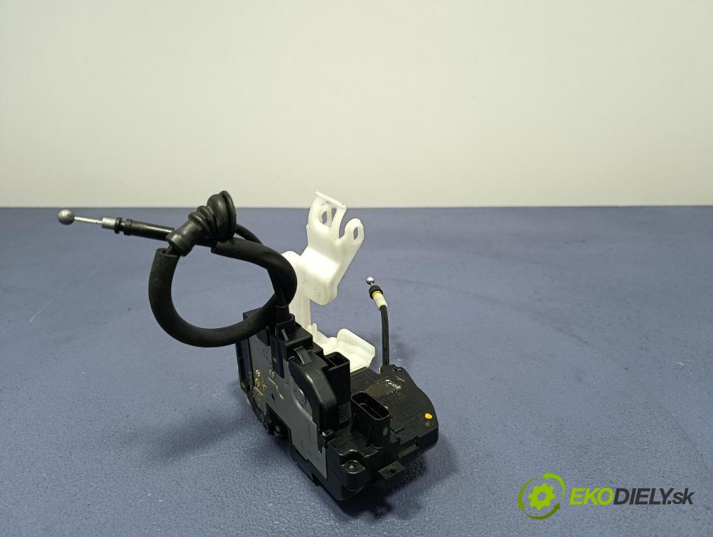 Kia Ceed 2009 zámek dveře před Levý: 4308H