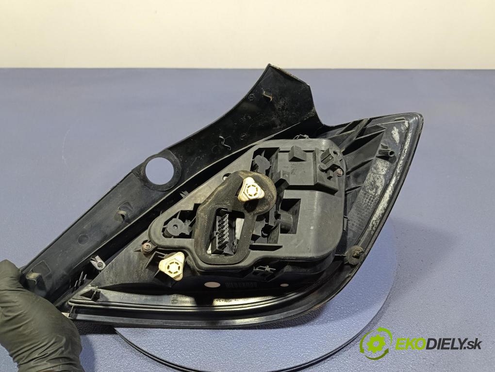 Opel Astra 2004 svetlo / reflektor zad ľavá Vonkajsia: 342691834