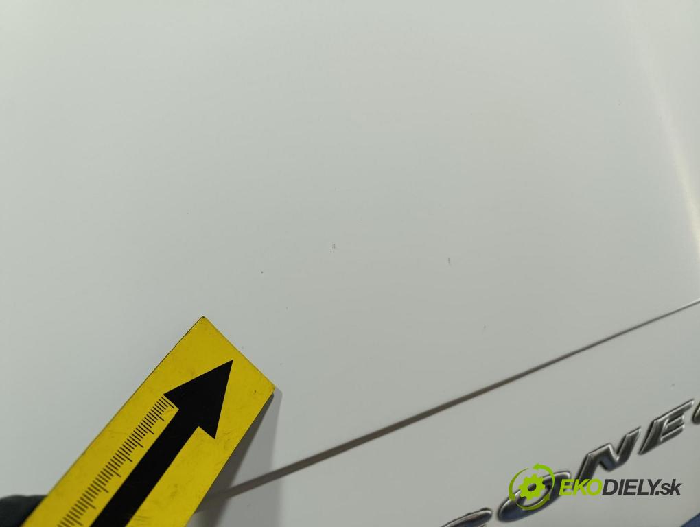 Mercedes Conecto 2008 kapota přední: A6287510230