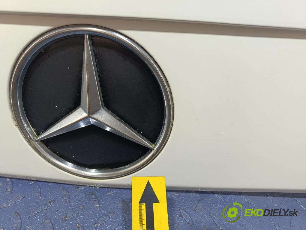 Mercedes Conecto 2008 kapota přední: A6287510230
