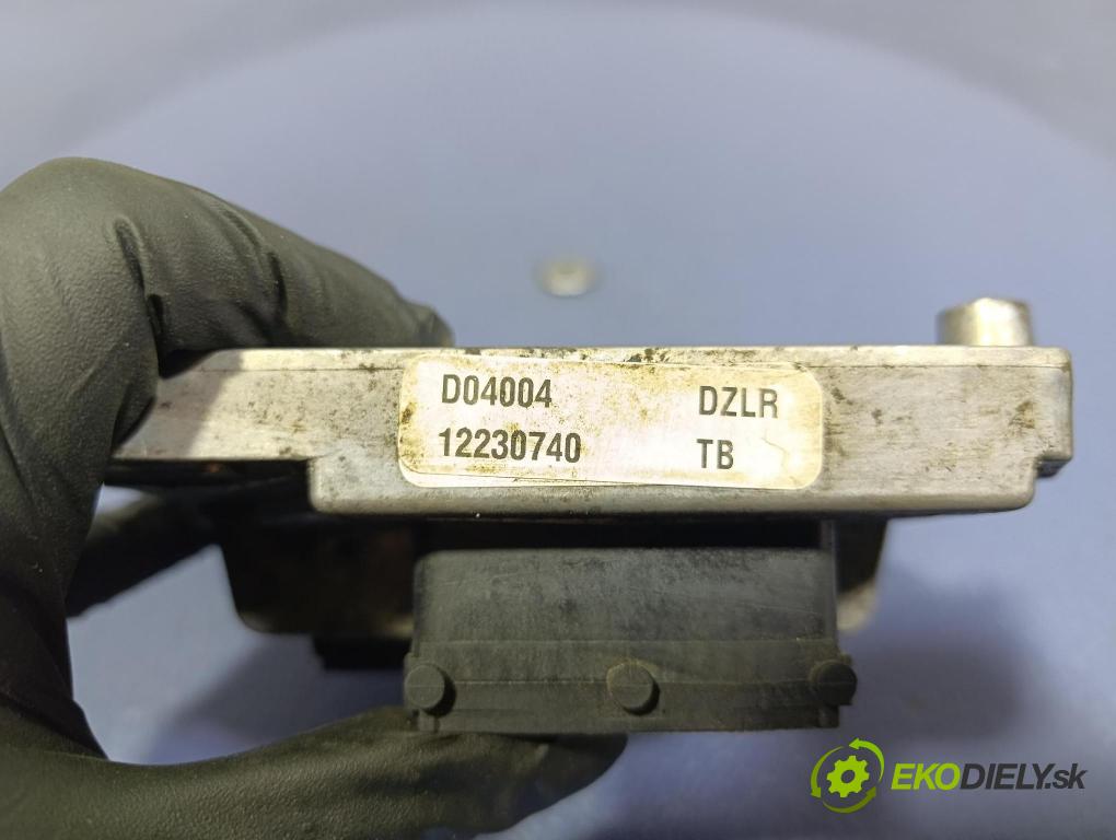 Opel Astra 2004 riadiaca jednotka Motor: 12230740