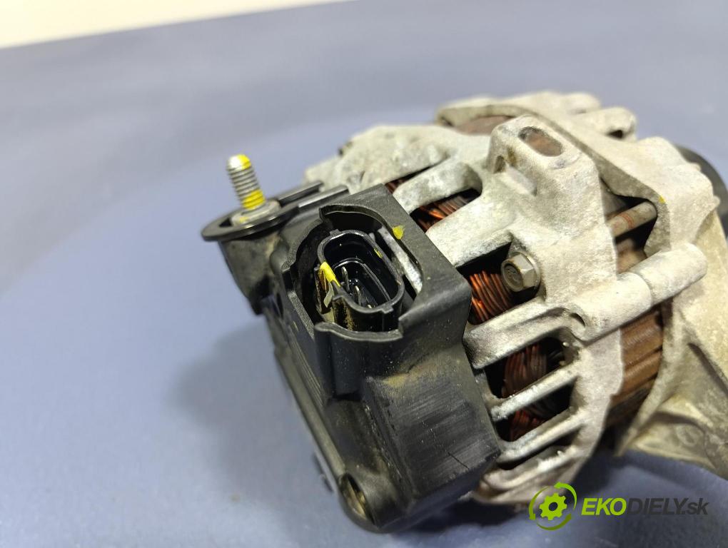 Hyundai I30 2001 Alternator 37300-2B700