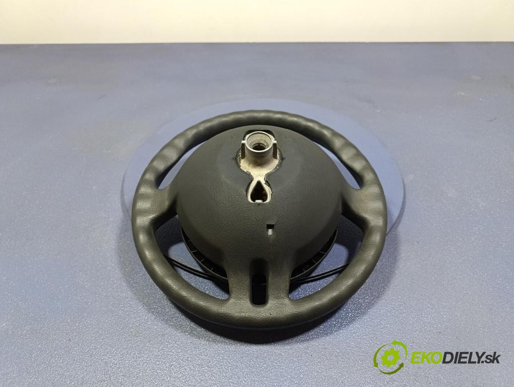 Renault Clio 2011 volant 8200344073