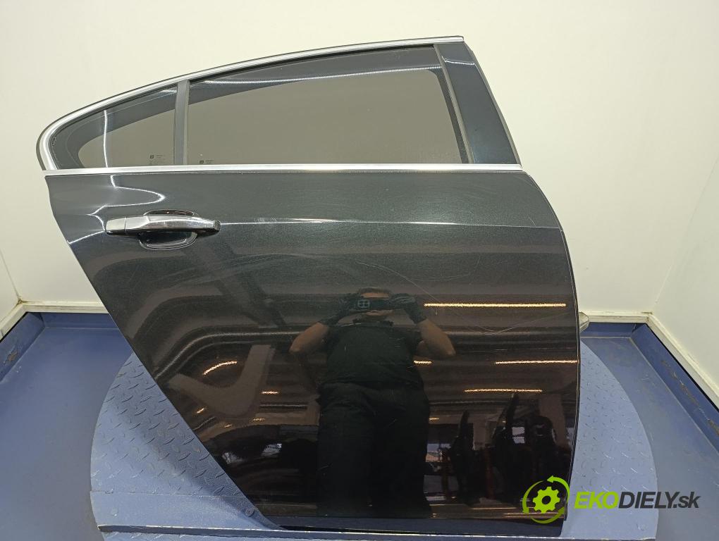 Opel Insignia 2011 dveře Zad: prave