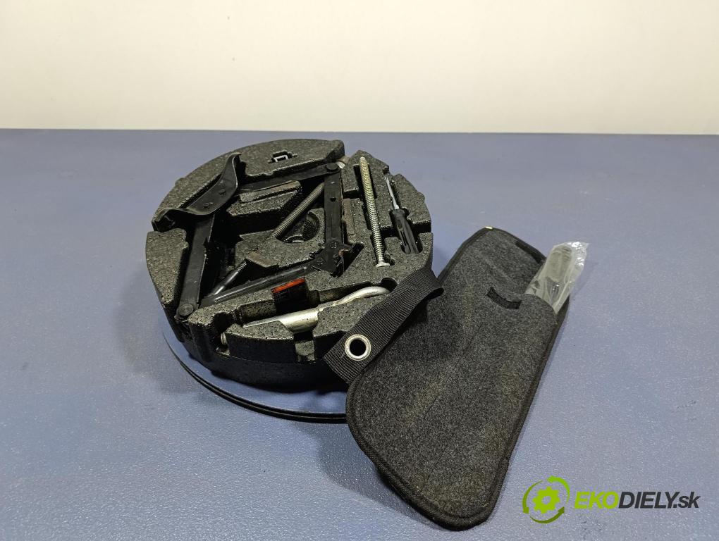 Opel Insignia 2011 zvedák 13327305
