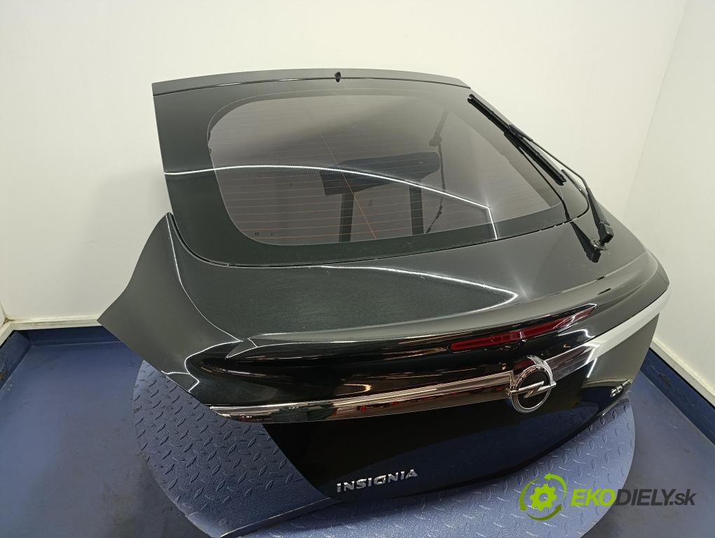 Opel Insignia 2011 zadní dveře kufra: kufr