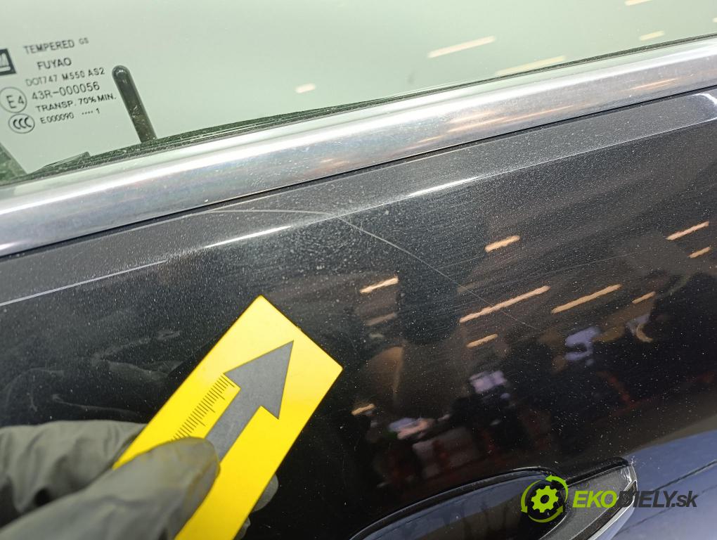 Opel Insignia 2011 dveře před prave