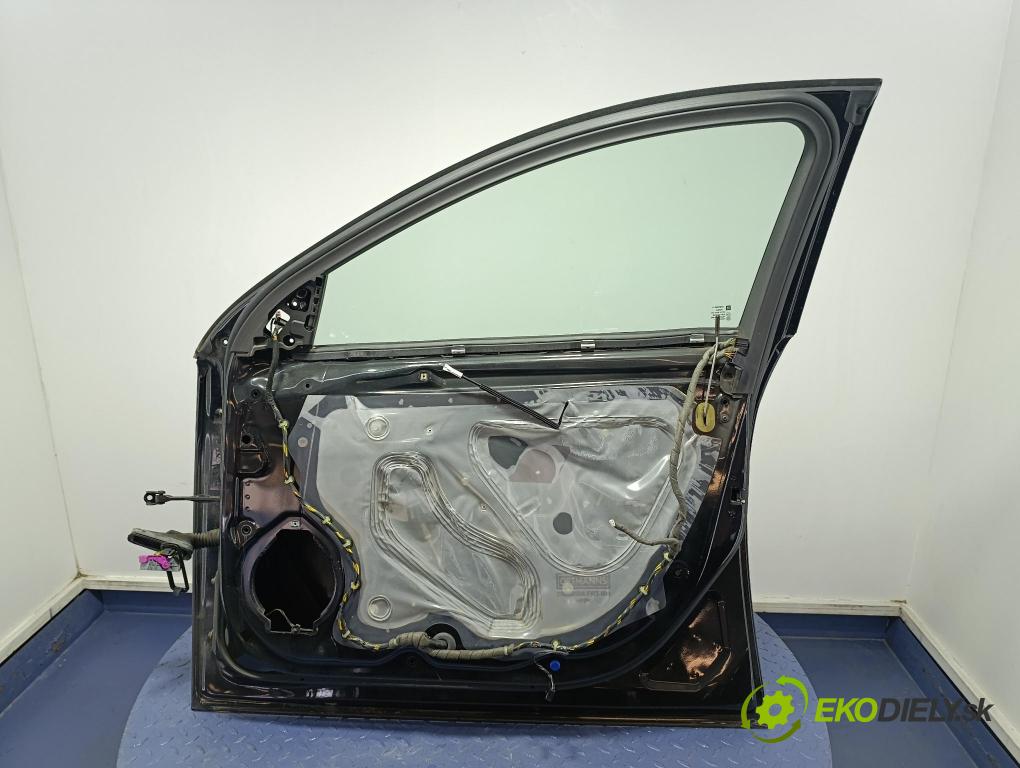 Opel Insignia 2011 dveře před prave 