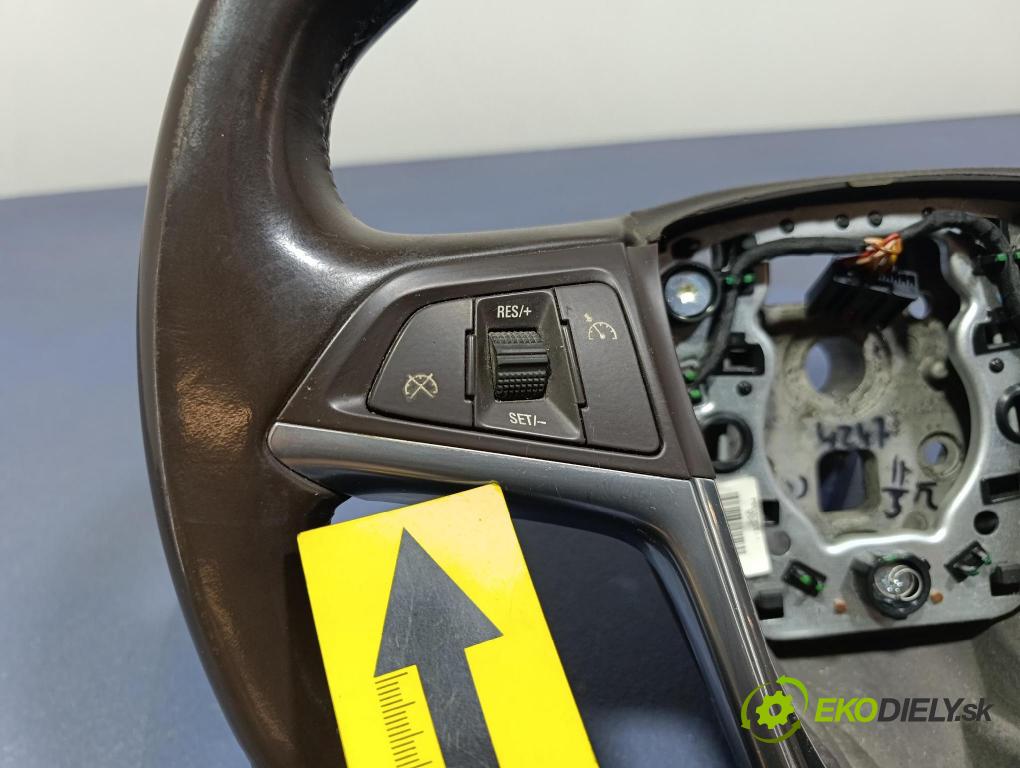 Opel Insignia 2011 volant 13316548