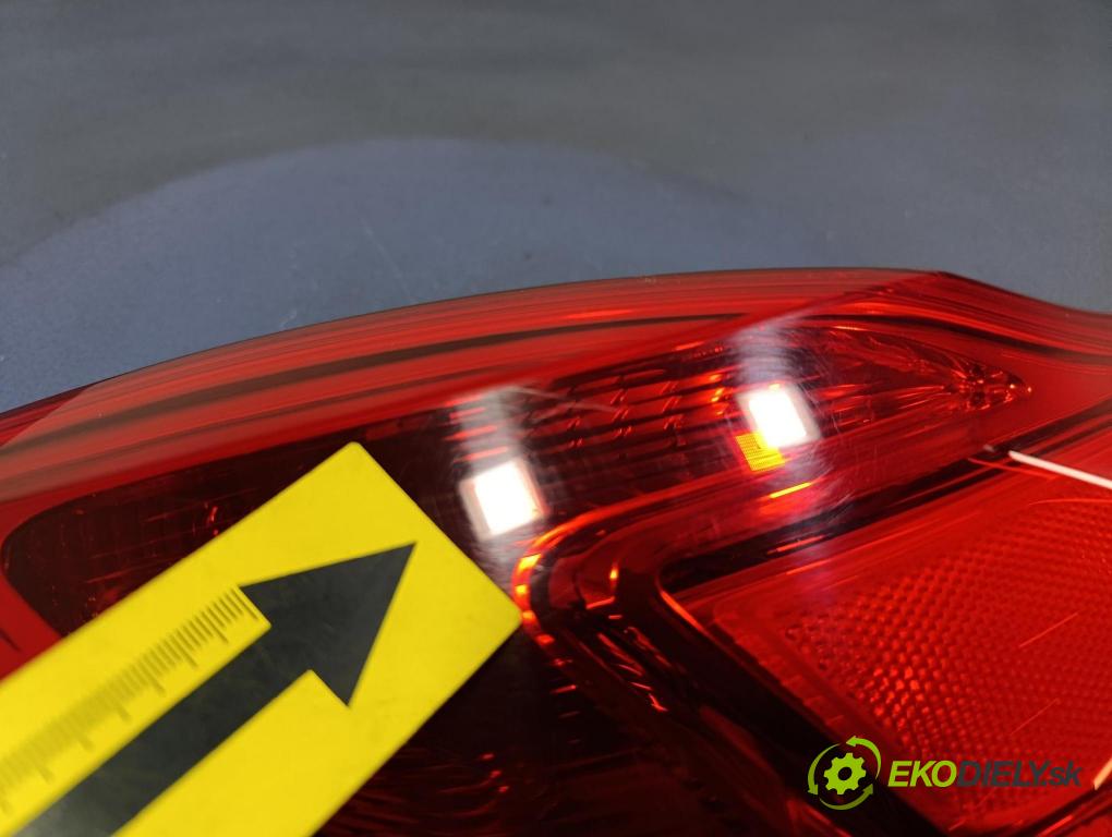 Opel Insignia 2011 světlo Zad: levá Mimo: 168348