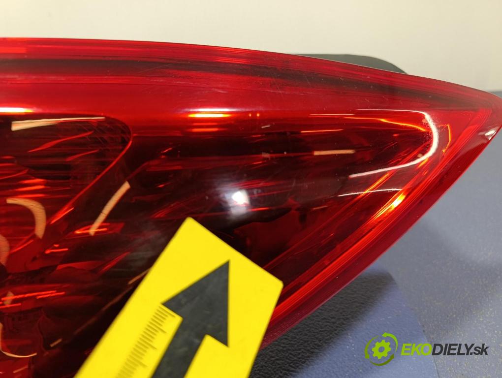 Opel Insignia 2011 světlo Zad: Práva: Mimo: 168348