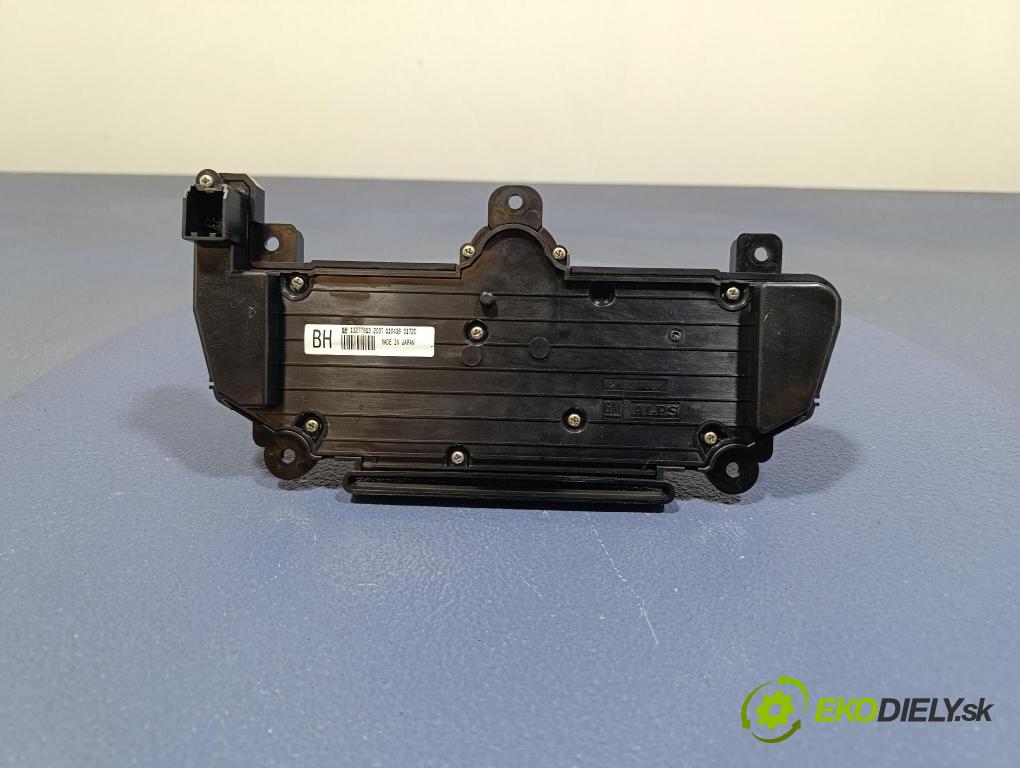 Opel Insignia 2011 Přepínač Radio Navigace 13277913