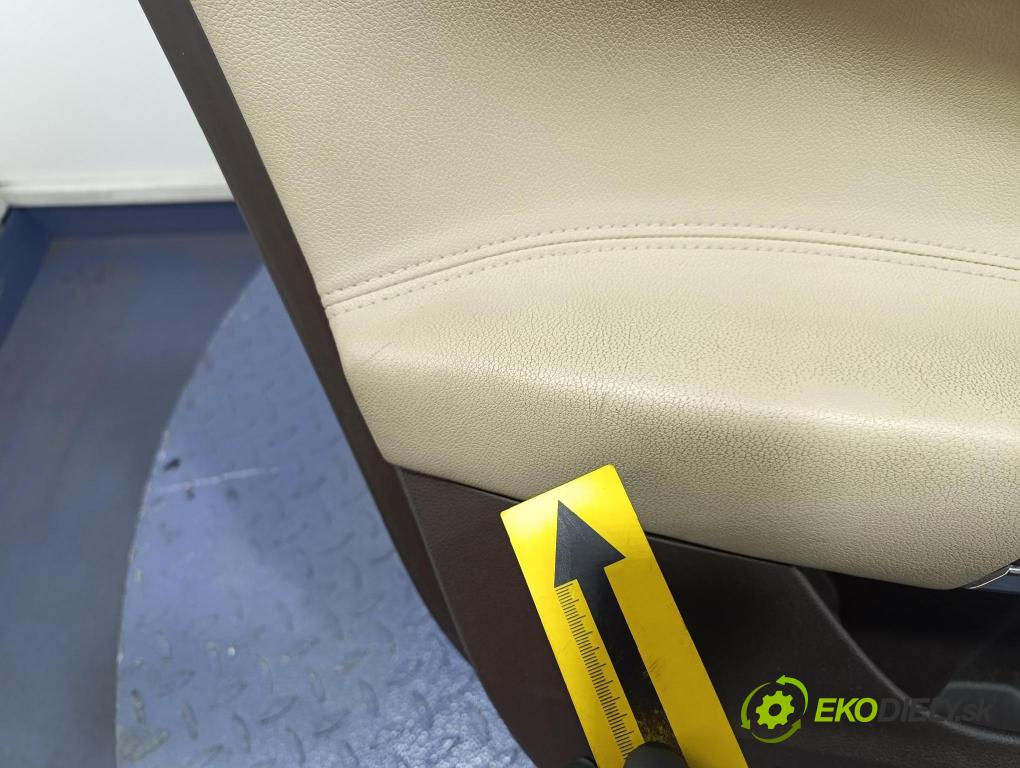 Opel Insignia 2011 Tapacír: dveře před levá 13327653