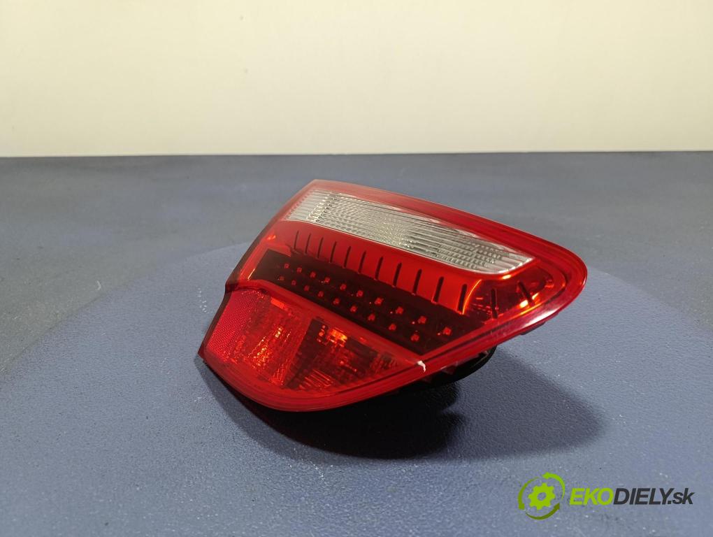 Seat Exeo 2010 svetlo / reflektor zad ľavá Vnútri: 3R9945093A