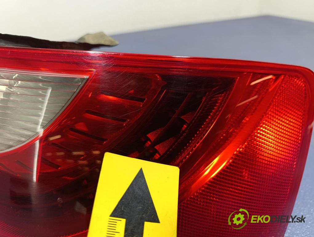 Seat Exeo 2010 svetlo / reflektor zad Prava: Vonkajsia: 3R9945096B