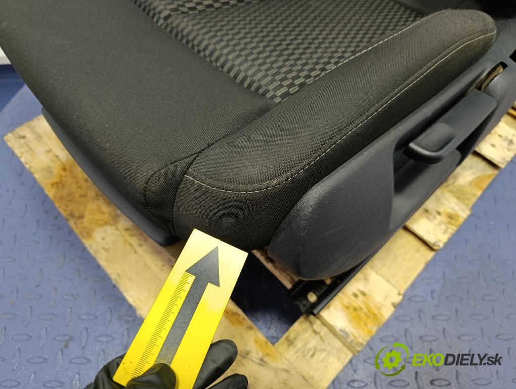 Seat Exeo 2010 Sedačka Ovládače:
