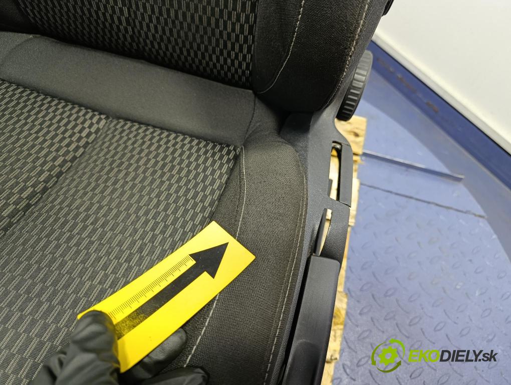 Seat Exeo 2010 Sedačka Ovládače: 