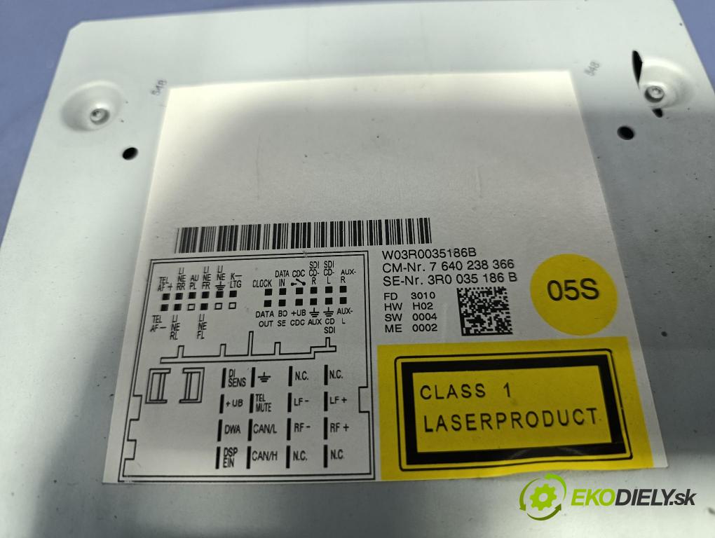 Seat Exeo 2010 Radio I Navigácia: 3R0035186B