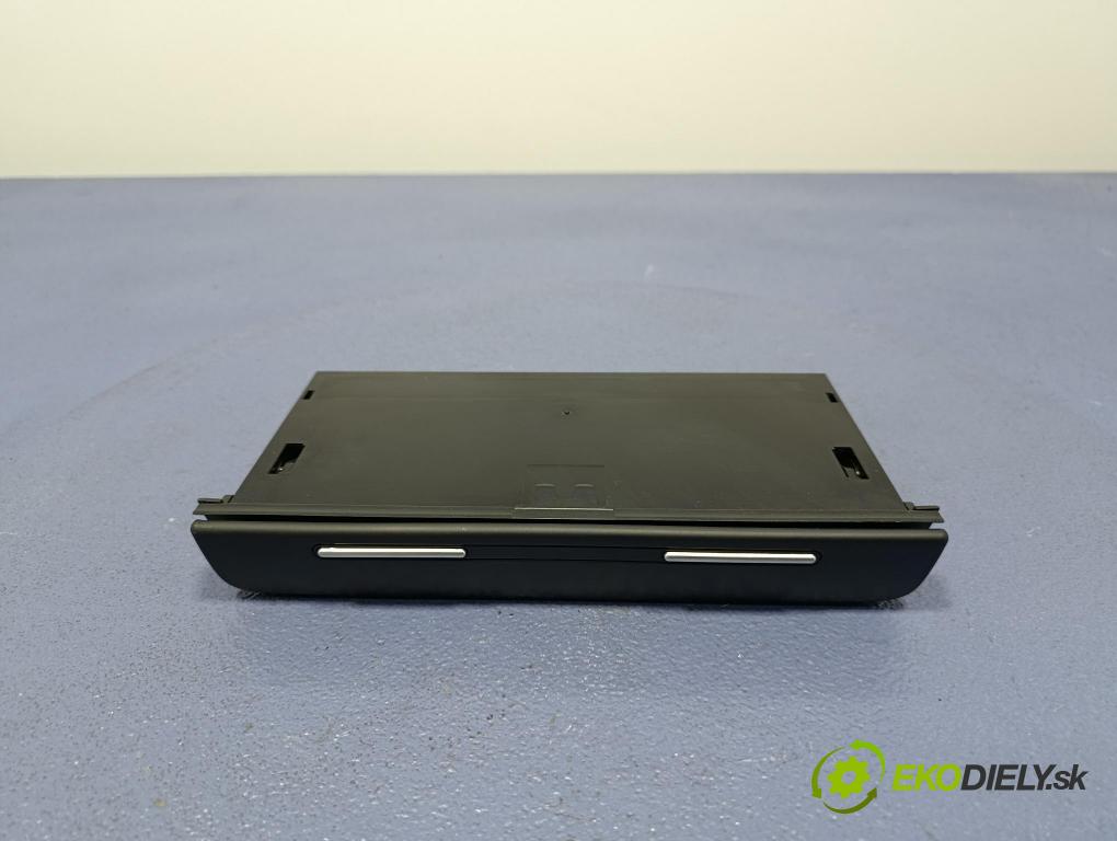 Seat Exeo 2010 kastlík 8H0857058F