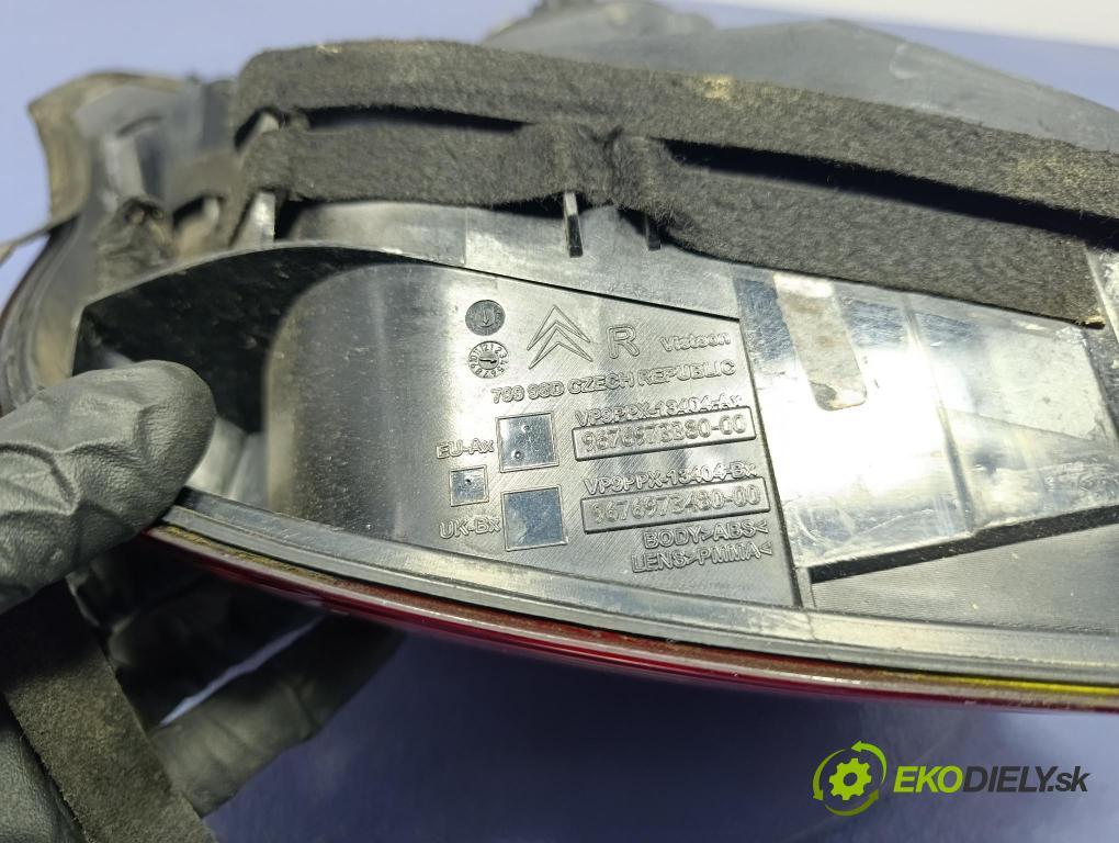 Citroen Ds3 2011 svetlo / reflektor zad Prava: Vonkajsia: 9676973380