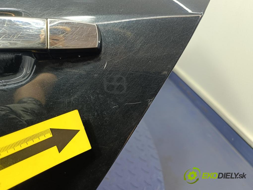 Opel Insignia 2013 dvere zad Vľavo: