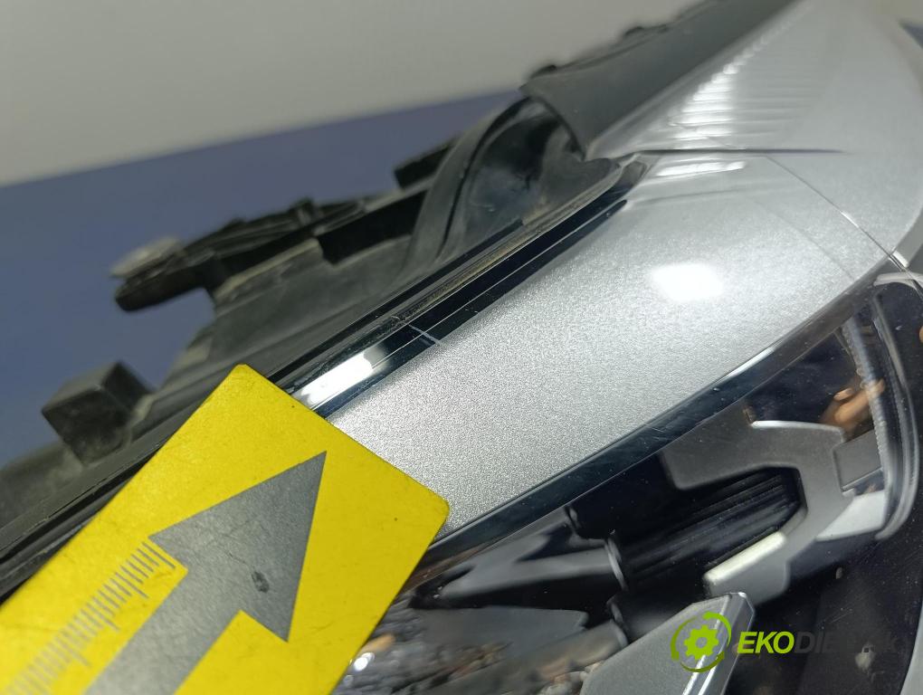 Bmw Seria 5 0 Reflektor: v pravo: 7214956